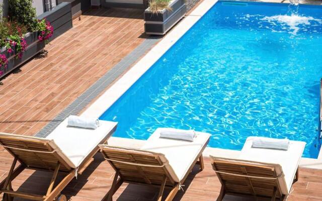 Sun Ray Luxury Apartments