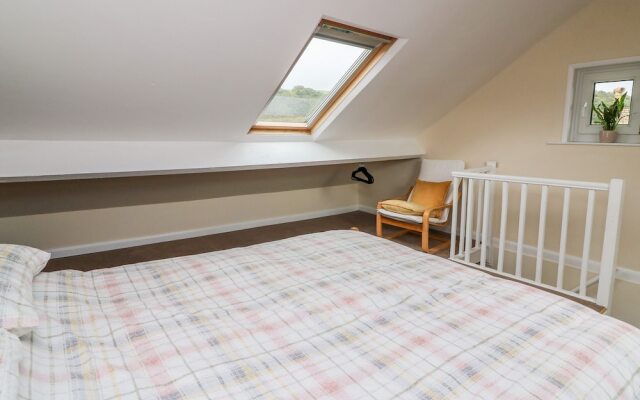 Ynys Cottage