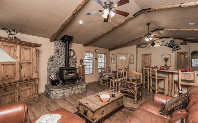 Cowboy Cabin by Ruidoso Vacation Rentals