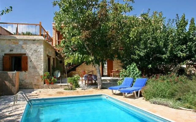 Narkissos Villa