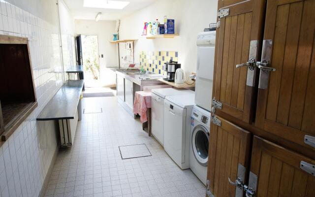 A House Suitable for Groups and Families