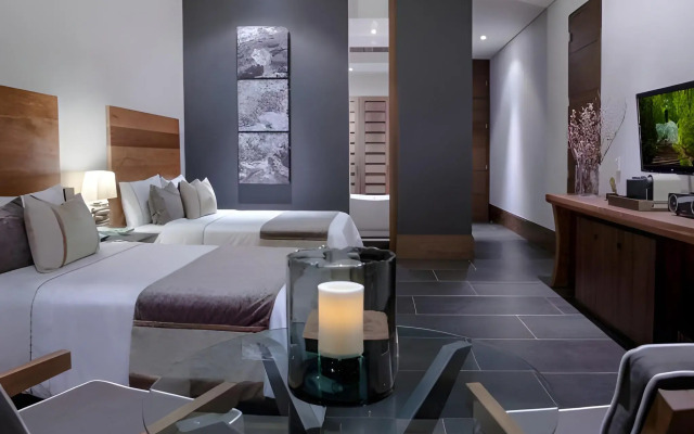 NIZUC Resort and Spa