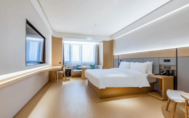 Yiling Hotel