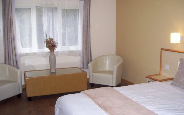 Travel Plaza Hotel