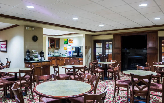 Clarion Pointe Sioux Falls Airport