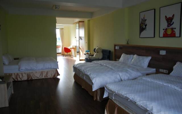 Yujing Warm Breezewarm x Sunny Sky Homestay