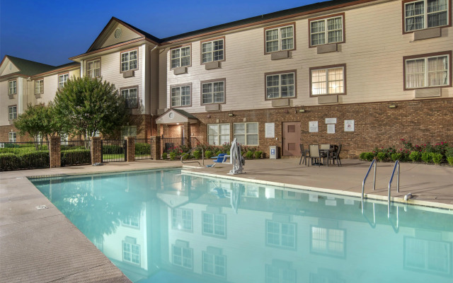 Best Western Plus Bessemer Hotel & Suites