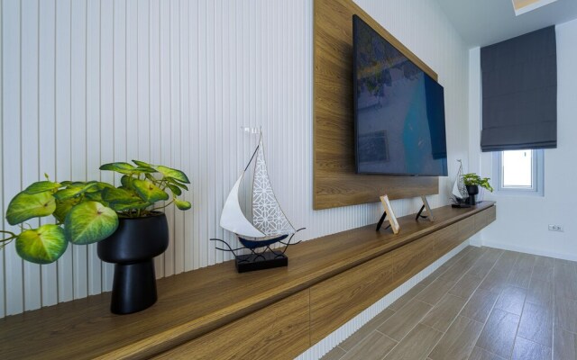 Private Modern 3 Bedroom Pool Villa- AV1