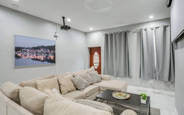 Philadelphia Gem: Walk to Temple University