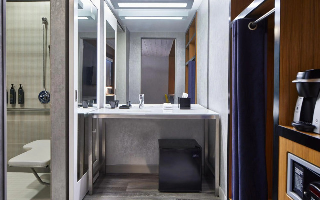 Aloft Dulles Airport North