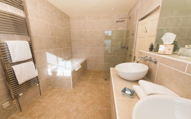 Cavens Country House Hotel