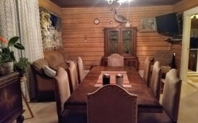 120 yrs. old log house in Kuopio city centre