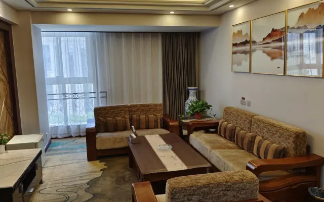 Baiyin Renan Hotel