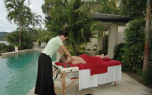Portside Whitsunday Luxury Holiday Apartments