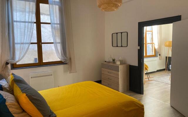 joli appartement quartier historique, 5 pers