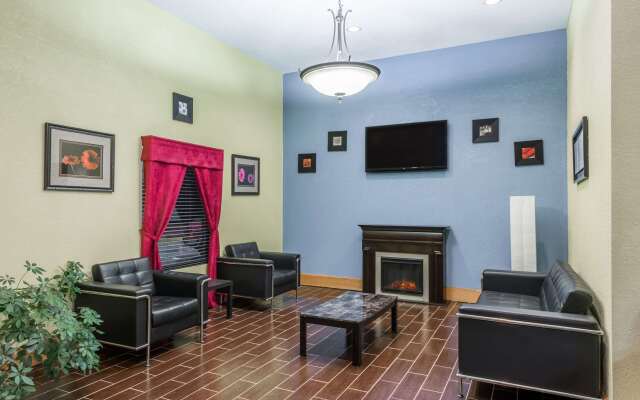 Days Inn & Suites by Wyndham Casey