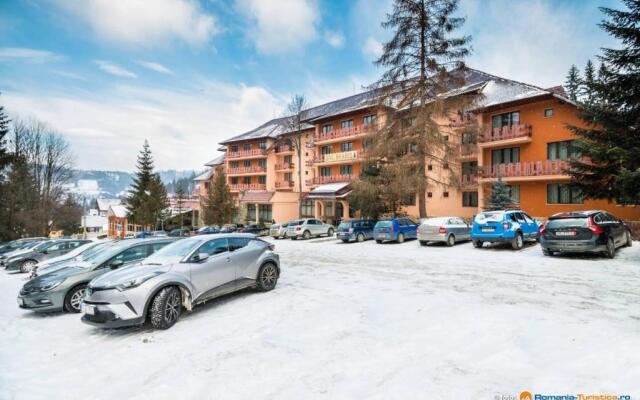 Hotel Bradul