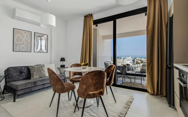 Sanders Elgio - Charming Studio With Balcony