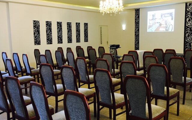 Hotel & Restaurant Hessischer Hof