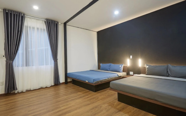 The Garden Capsule Hotel