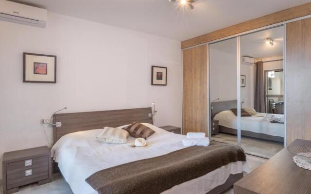 Beautiful Flat sea view 4person