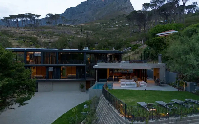 Tarentaal Kloof Villa in Higgovale