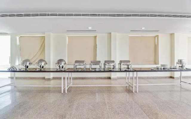 Capital O 48521 Hotel Bhanwar Singh Palace