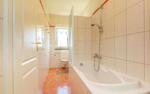 Nice Home in Jadranovo With Sauna, Wifi and 5 Bedrooms