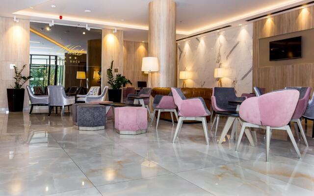 Hotel Plaza Duce