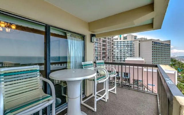 The Savoy Penthouse 601 (3 bedroom plus loft, Sleeps 9)