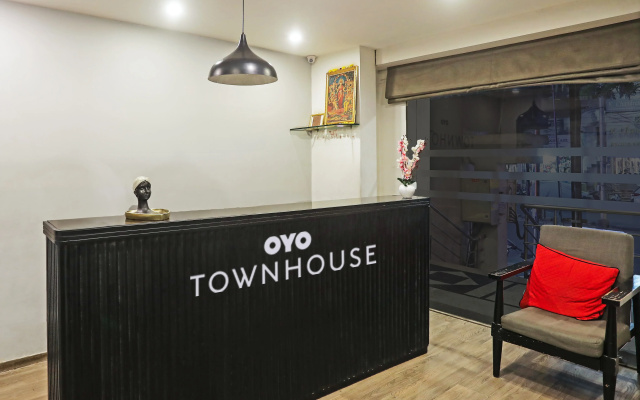 Townhouse 600 - Secunderabad near Yashoda Hospital and Railway Station
