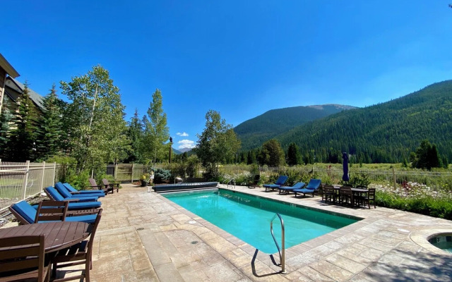 Red Hawk Townhomes 2345