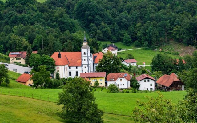 Old House Knezovo With Lovely View