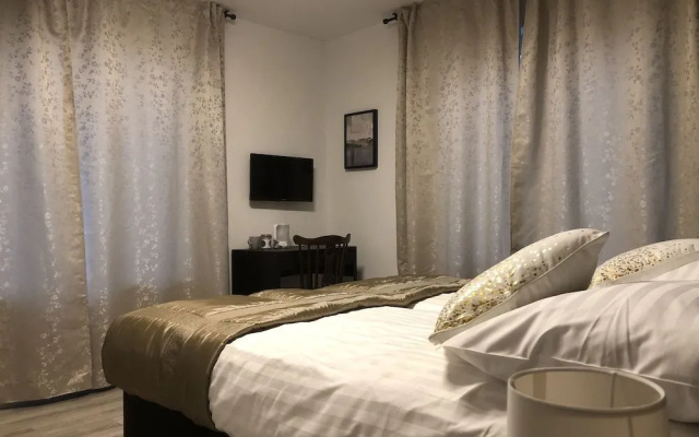 Mimosa Hotel
