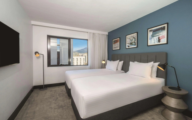 Travelodge Hotel Hobart