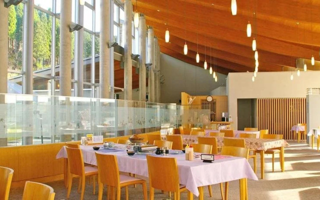 Higashiyama Onsen Maple Plaza