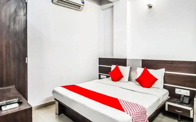 The Tourist Inn by OYO Rooms