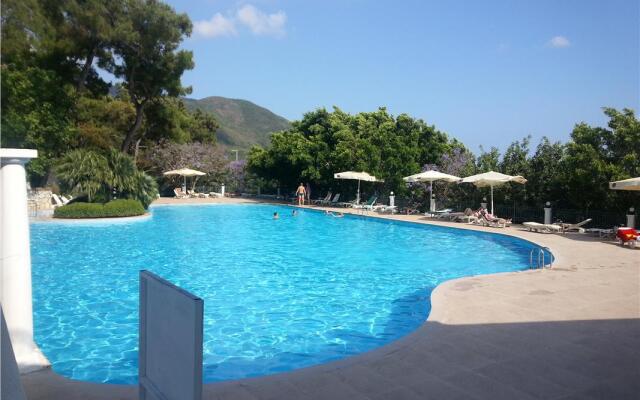 Monte Beach Resort