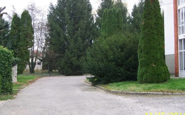 Tóparticsend Társasüdülő