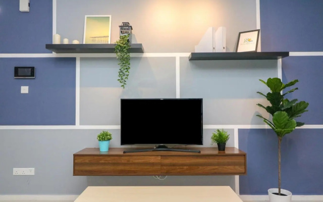 Suasana Residence by Nest Home