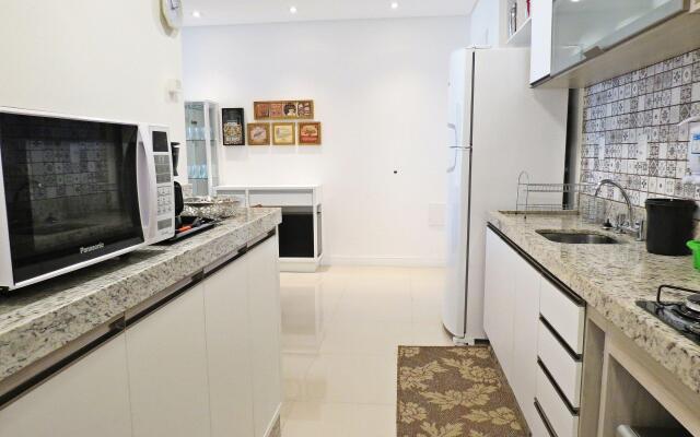 Excelente apartamento a 200m do mar - HI02F