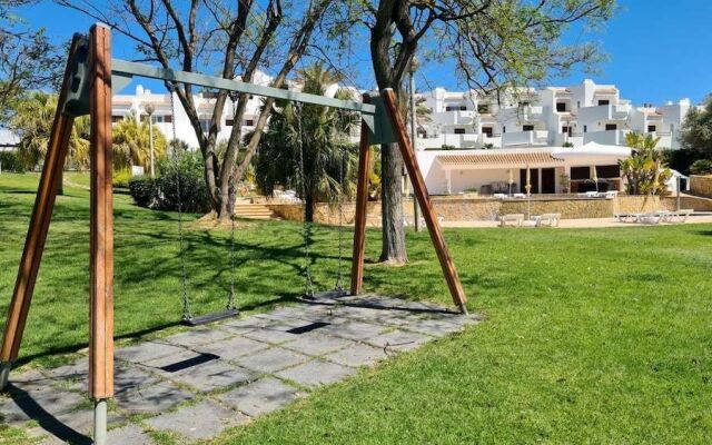 Green and Blue View Apartment Albufeira