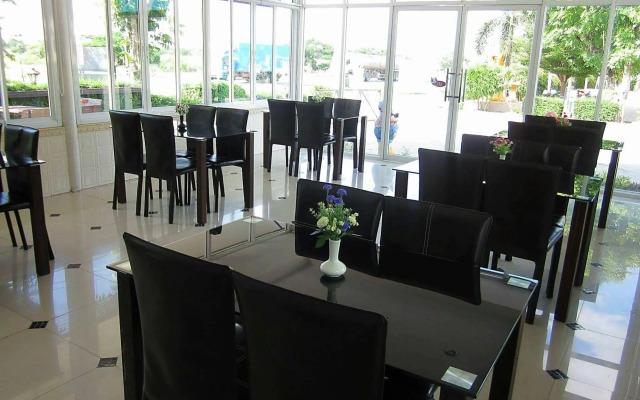 Fah Pround Fon Hotel