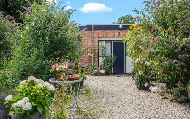 Bungalow in Landgraaf With Terrace