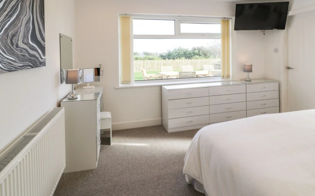 Top Of The Lane Luxury Holiday Apartment