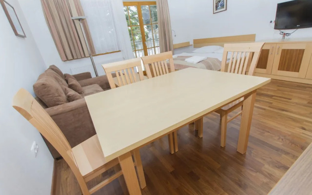 Luxury Apartments Bolf