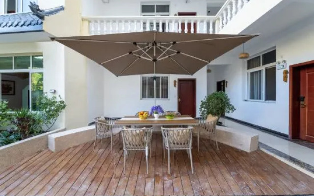 Jiuzaigou Huayujian Homestay