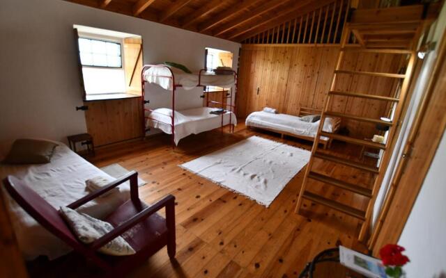 Caldeira Guesthouse