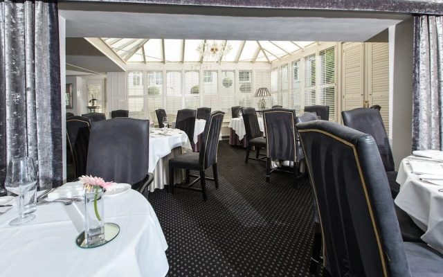 Lord Bute Hotel & Restaurant