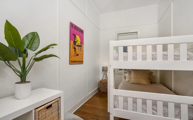 A PERFECT STAY - 3 Little Pigs